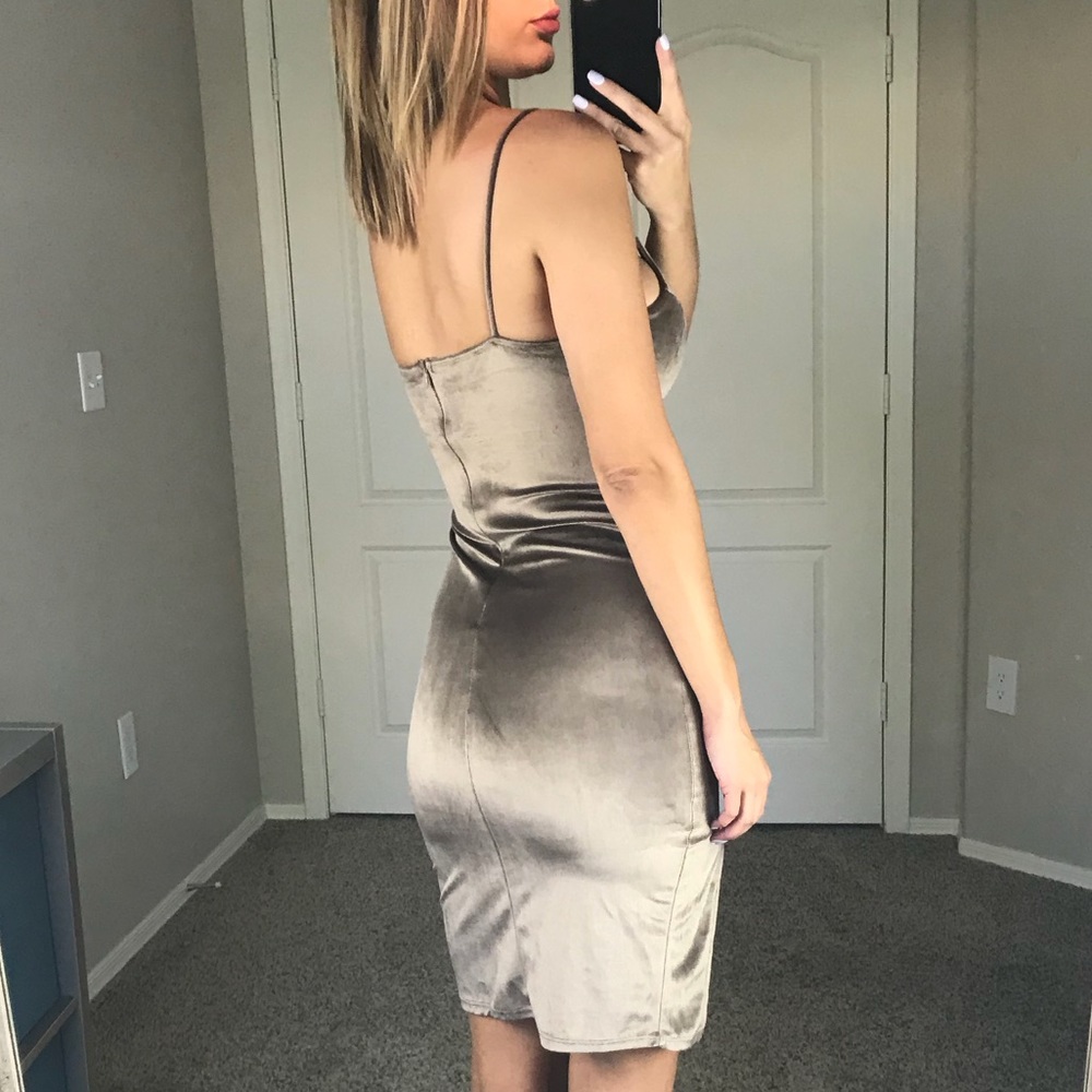 -Velvet Taupe Side Split Dress- - Picture 3 of 5